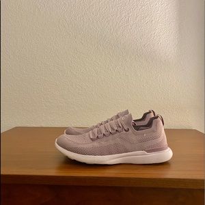 APL Women's TechLoom Breeze Elderberry/Orchid